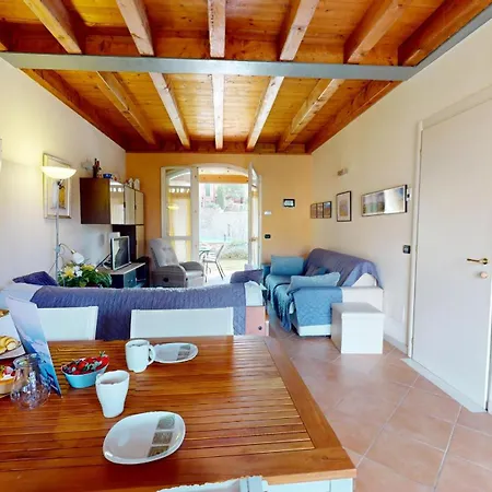 Borgo Del Torchio H3 Bybookinggardalake דירה מנרבה דל גארדה