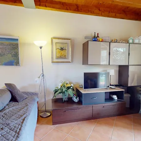 Borgo Del Torchio H3 Bybookinggardalake * Manerba del Garda