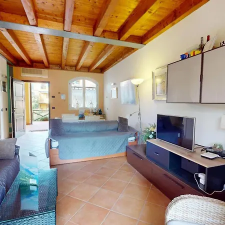 Appartement Borgo Del Torchio H3 Bybookinggardalake Manerba del Garda